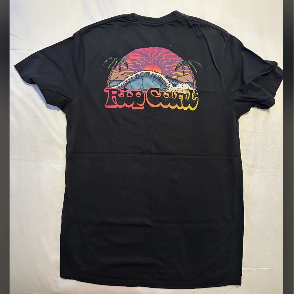 Rip Curl Tee - Picture 2 of 3